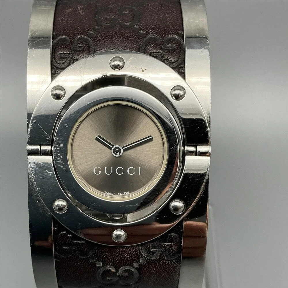 Gucci Twirl 112 Womens Watch 23mm Brown Leather GG Bangle Swiss New Battery 6.5